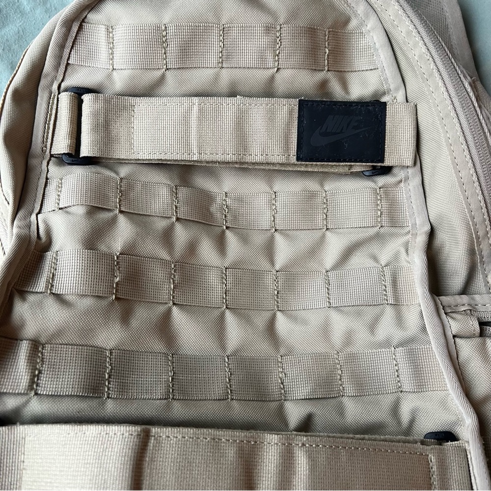 Nike RPM Sportsware Backpack - Picture 3 of 6